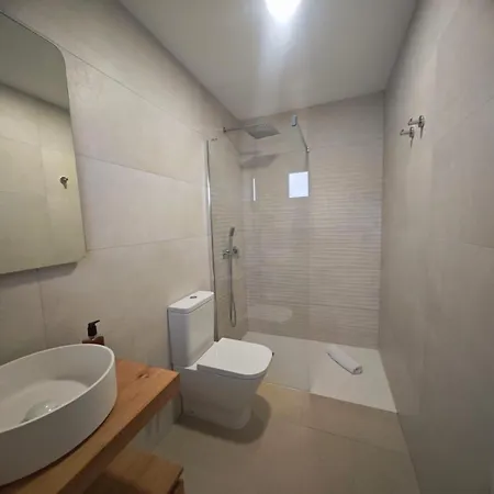 Con Piscina Ojo Del Calderon 빌라 라하레스
